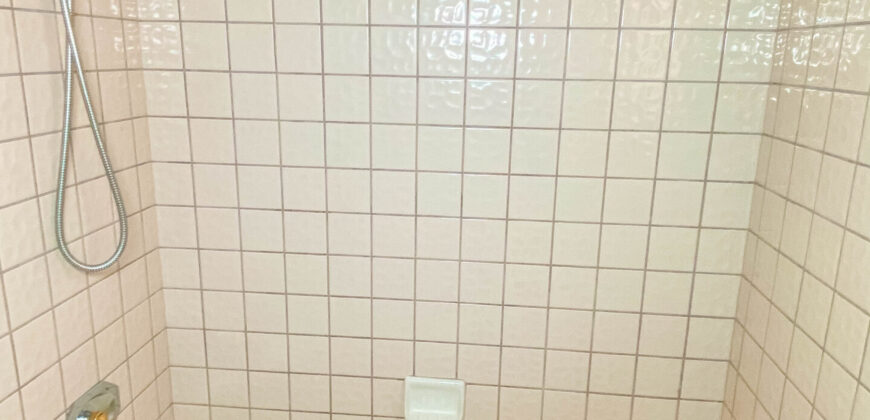 8501 Tamworth Street