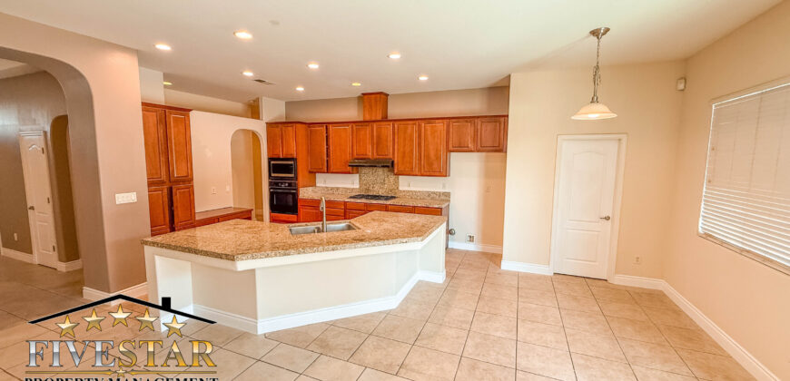 5221 Fountain Grass Avenue