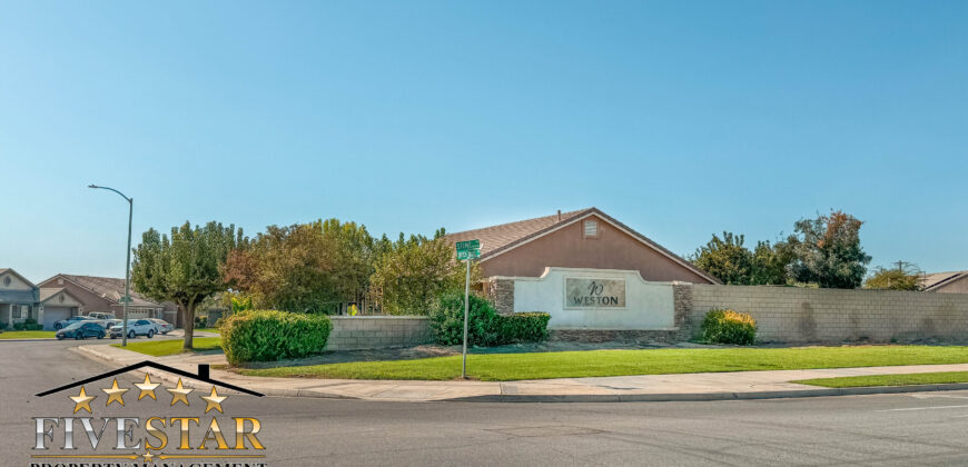 5221 Fountain Grass Avenue